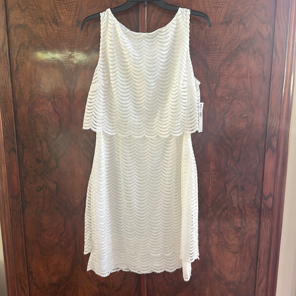 white lace dress
